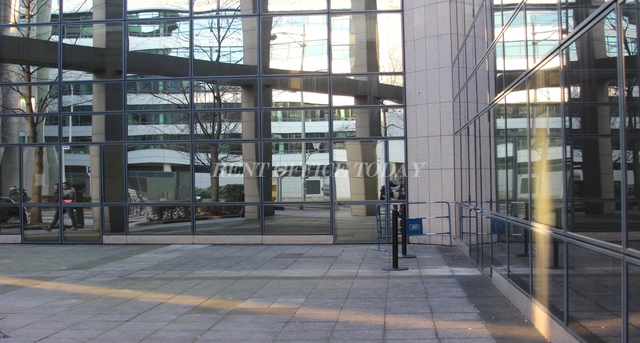 office rent 48-54 rue camille desmoulins-1