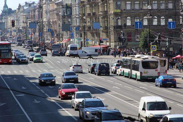 Офисный переезд в Санкт-Петербурге