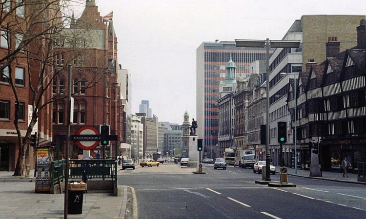 Sewa pejabat di Holborn