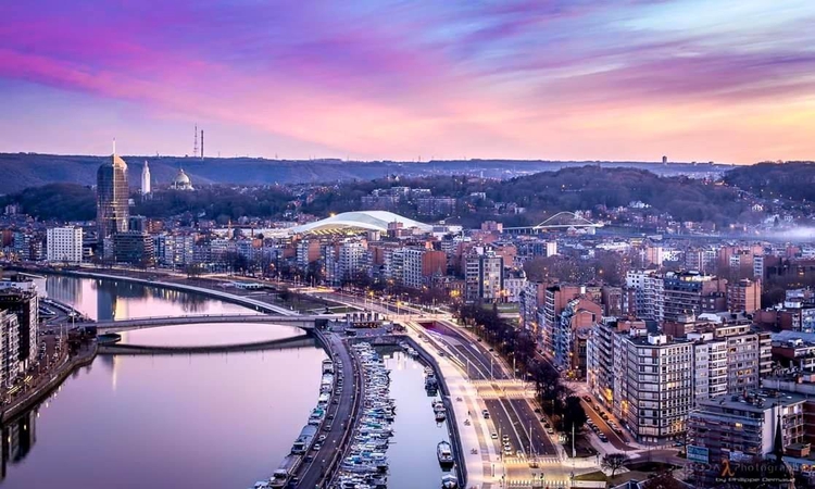 Sewa pejabat di Liege