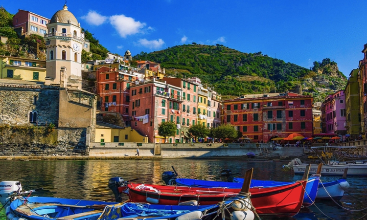 Rent office Liguria