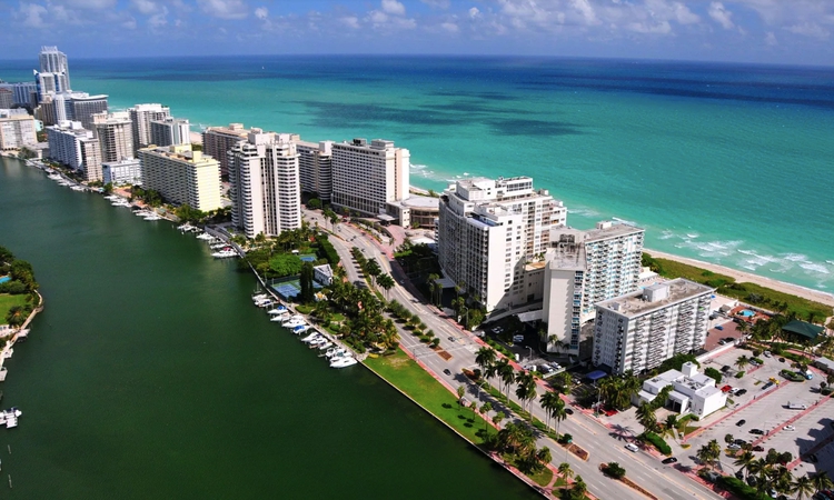 Sewa pejabat di Miami