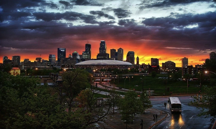 Rent office Minneapolis