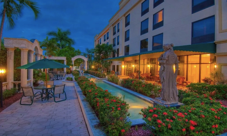 Rent office Palm Beach Gardens