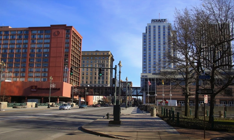 Rent office Rochester