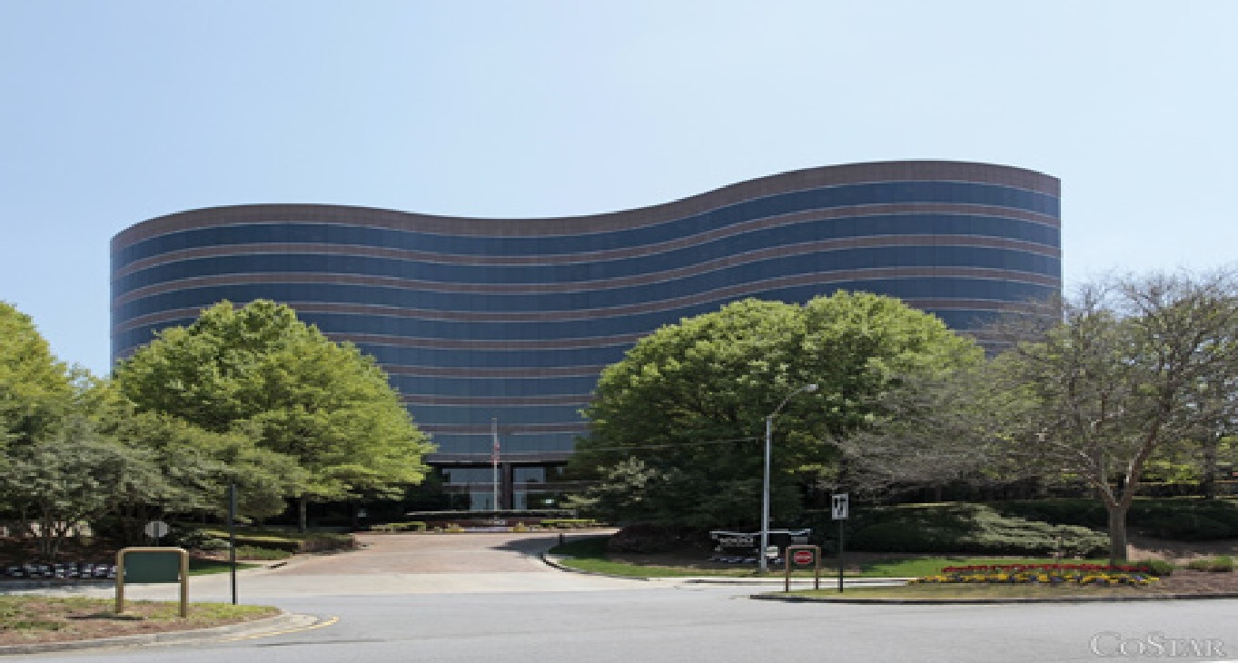 Rent office 1000 Parkwood Circle, Suite 900 — photo 1
