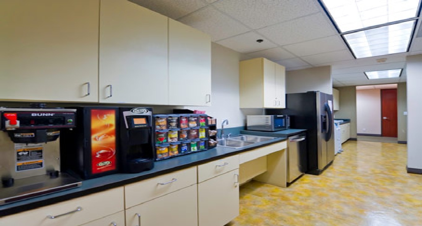 Rent office 106 East Sixth Street — photo 9
