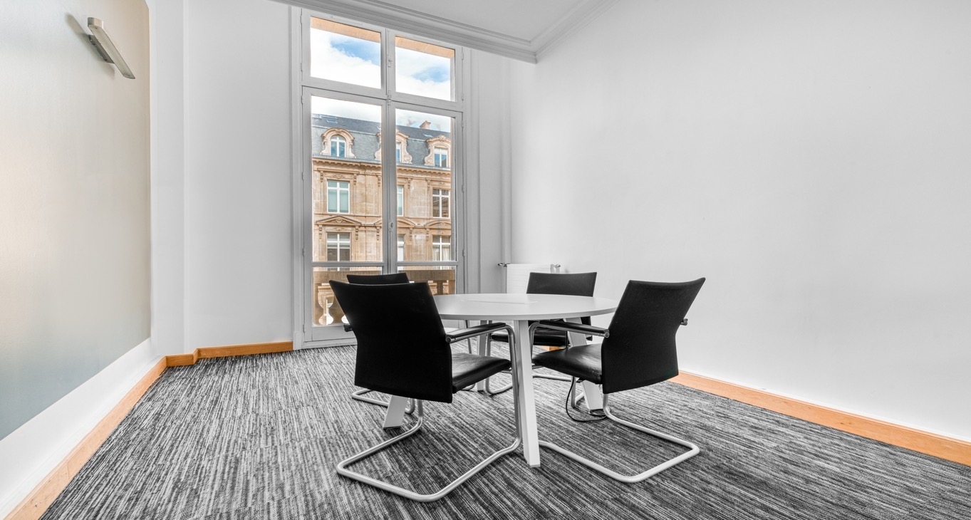 Rent office 10 Place Vendome — photo 6
