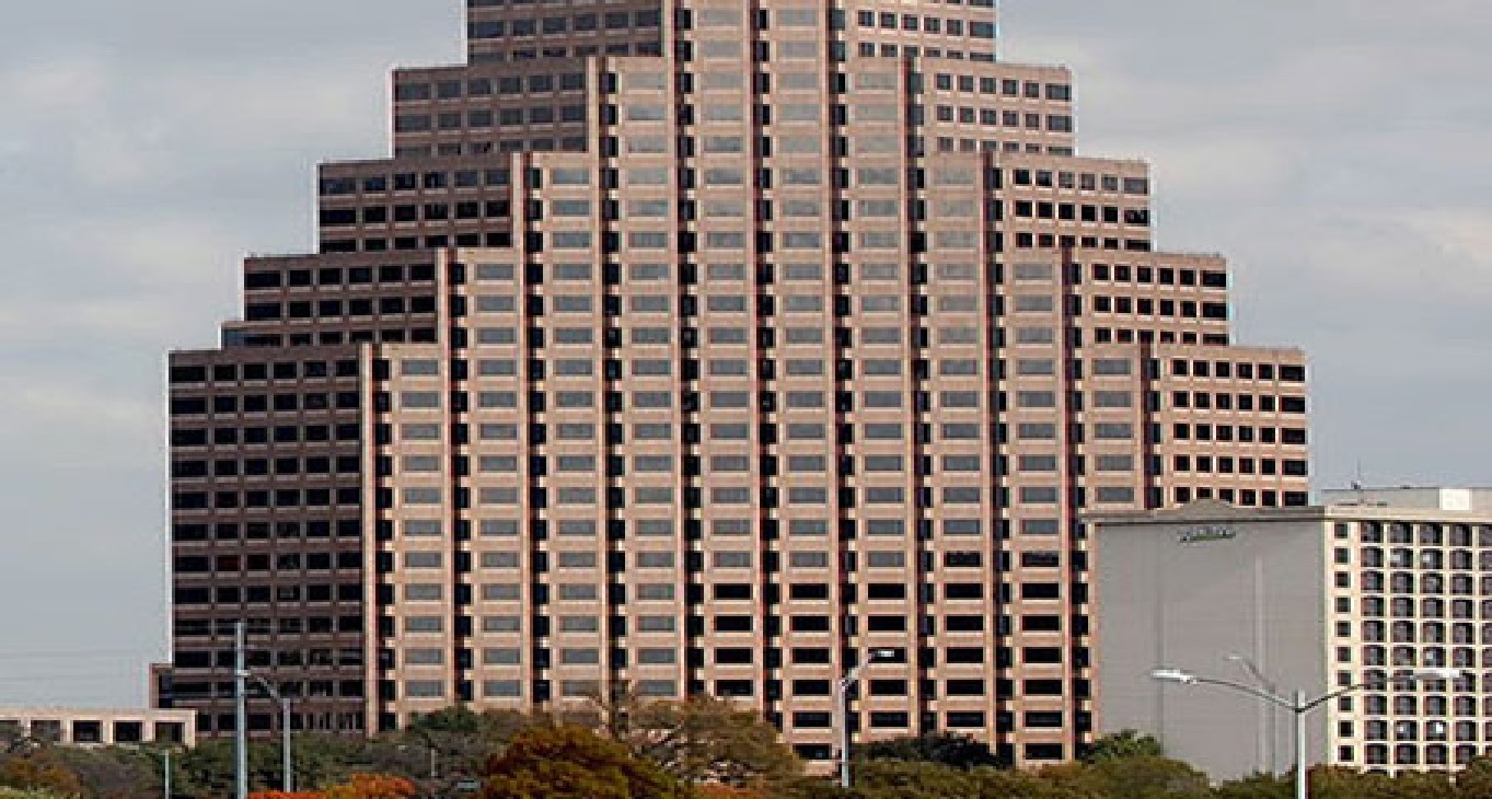 Pusat bisnis 111 Congress Avenue Rent office 111 Congress Avenue — photo 12