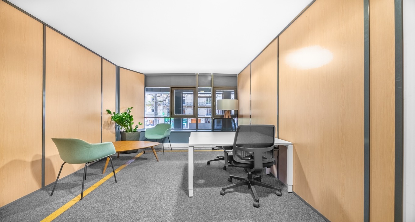 Pusat perniagaan 112 Avenue Kleber Rent office 112 Avenue Kleber — photo 6