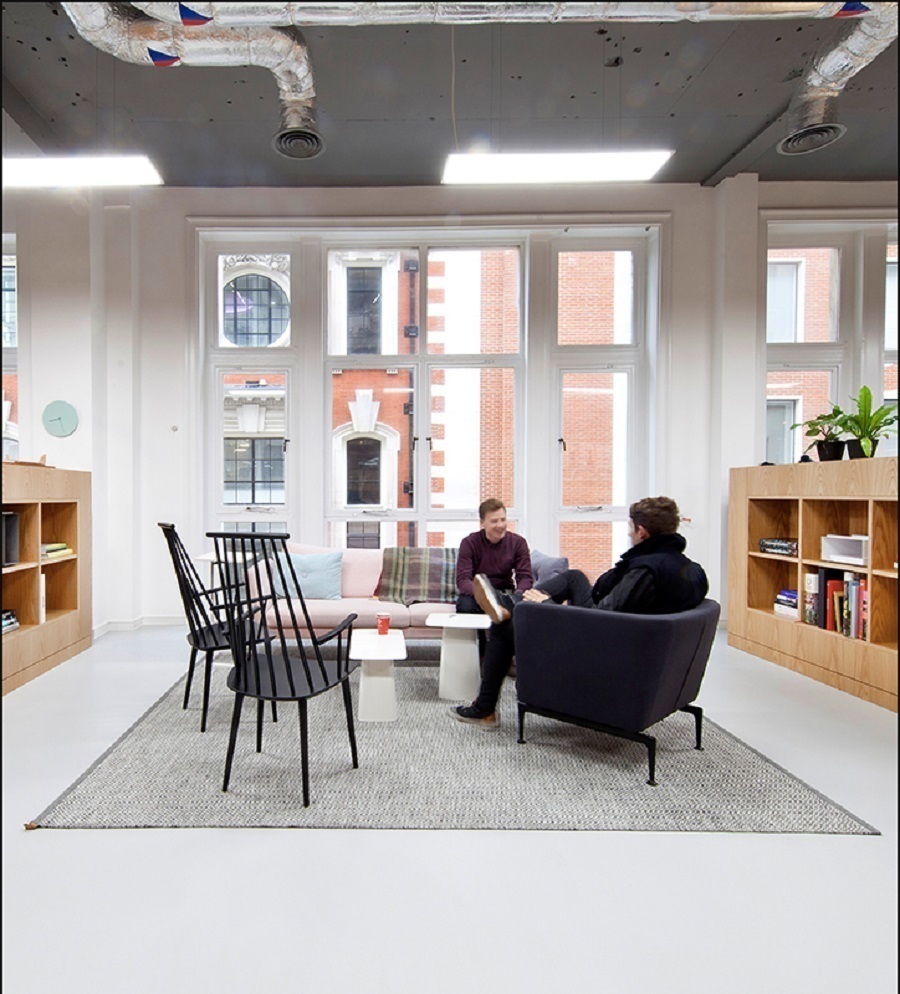 Pusat perniagaan Little Italy Rent office Little Italy — photo 4
