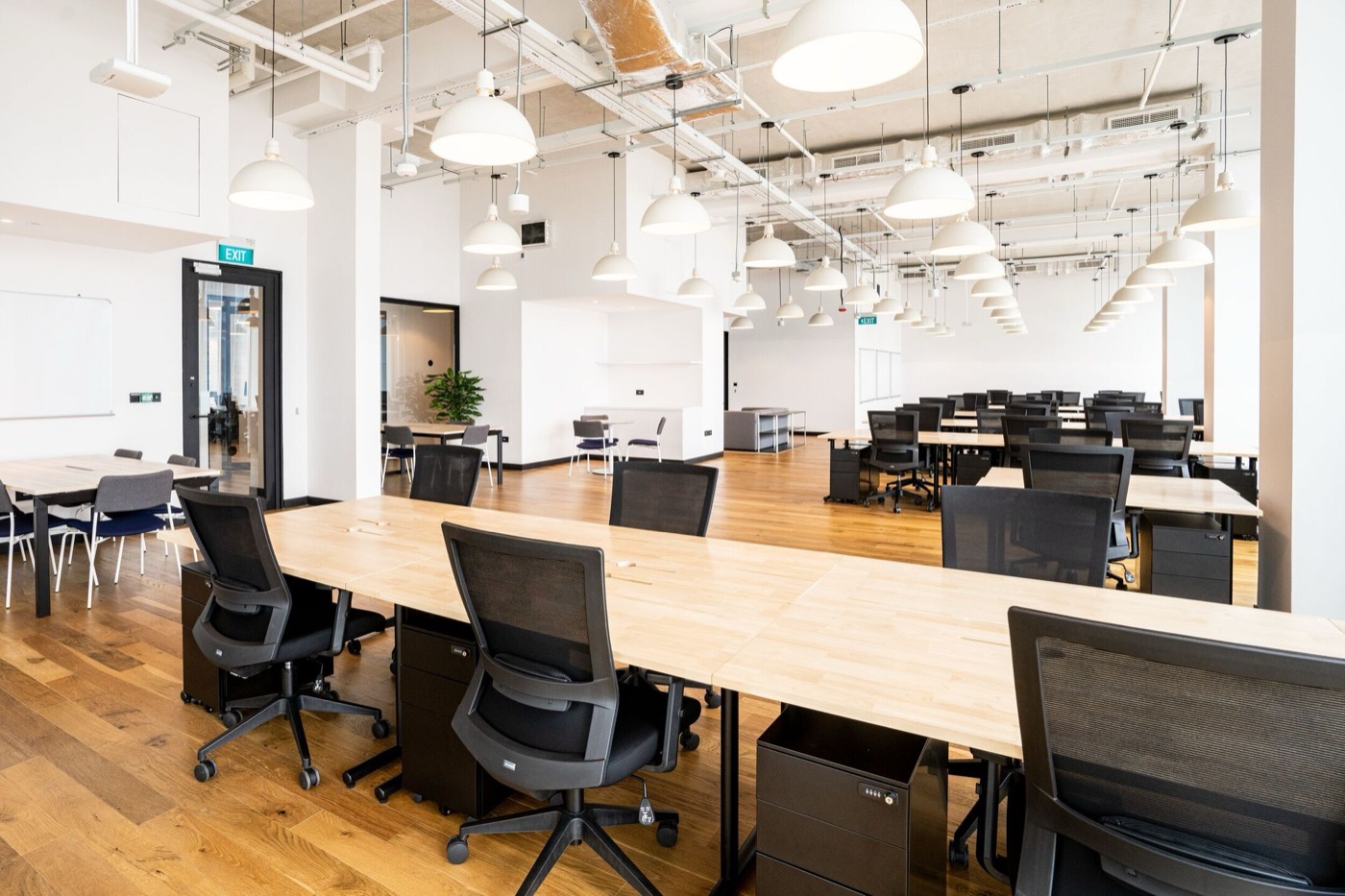 Business center Jalan Besar 380 Rent office Jalan Besar 380 — photo 15