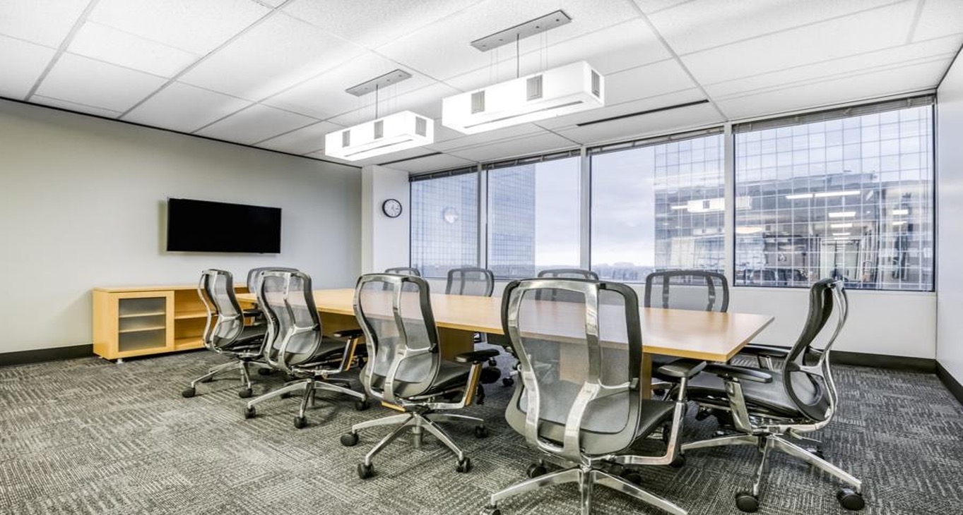 Rent office 12 Greenway Plaza — photo 5