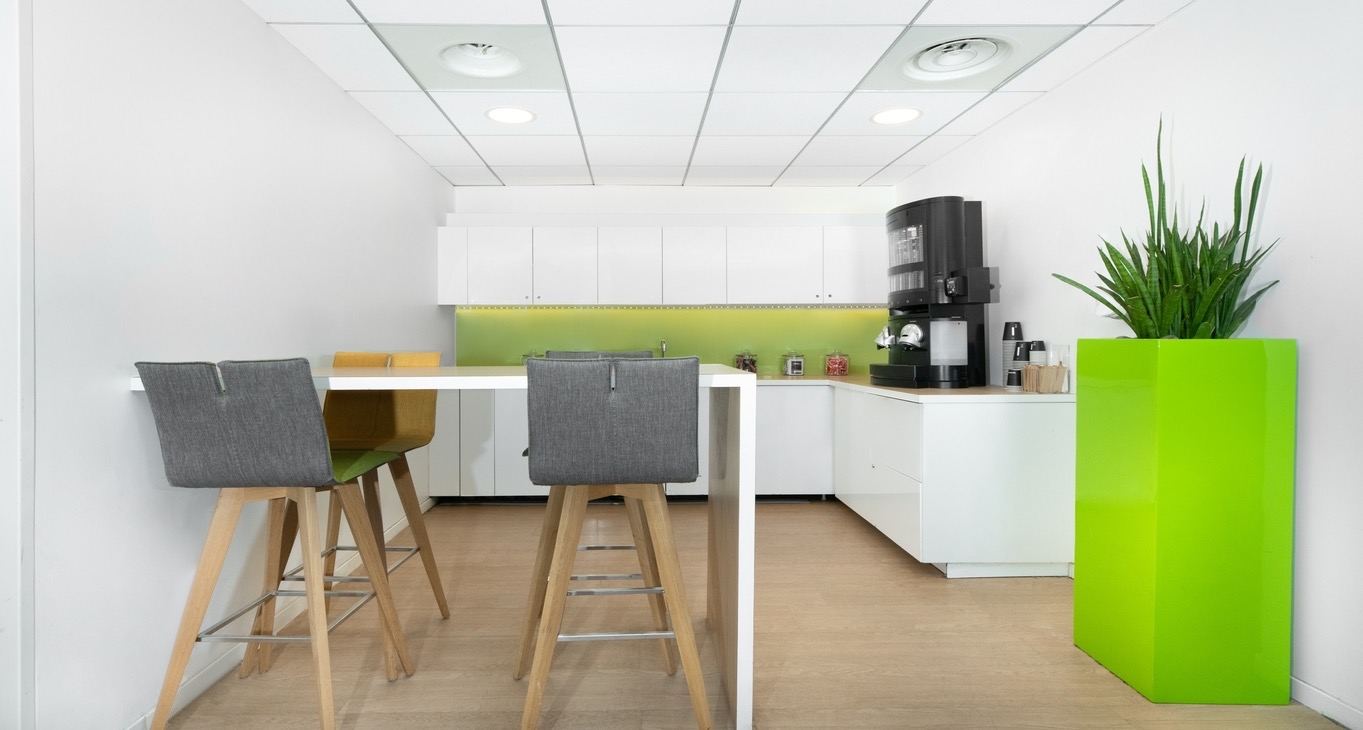 Pusat perniagaan 12 Rond-Point des Champs-elysees Rent office 12 Rond-Point des Champs-elysees — photo 5