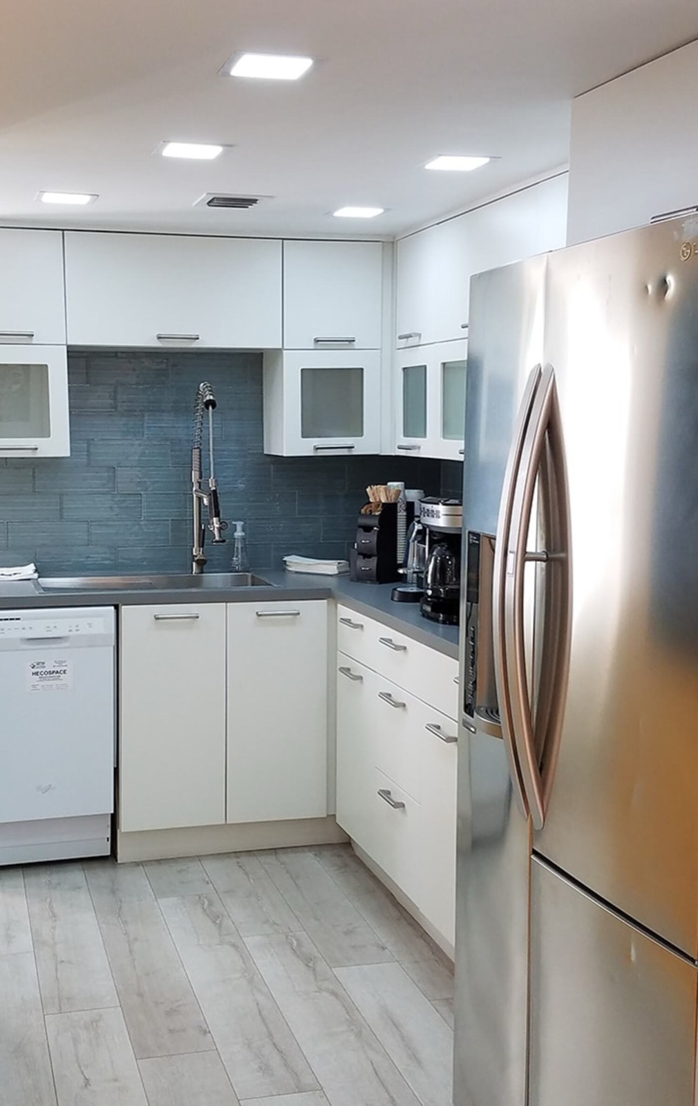 Rent office Southwest 27th Avenue 2857 — photo 2