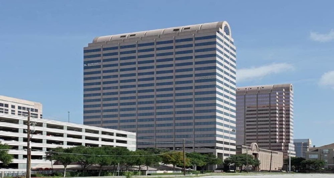 Rent office 13355 Noel Road — photo 11