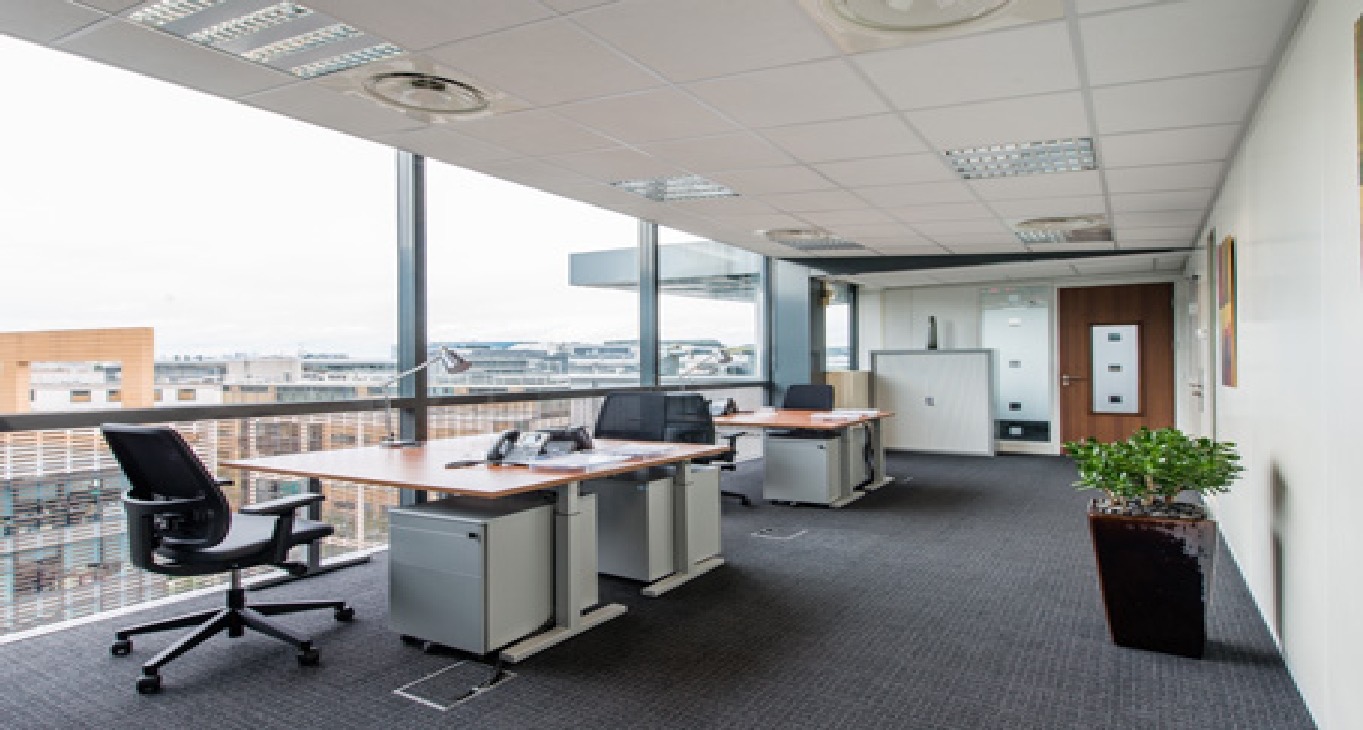 Rent office 13 rue Camille Desmoulins — photo 6