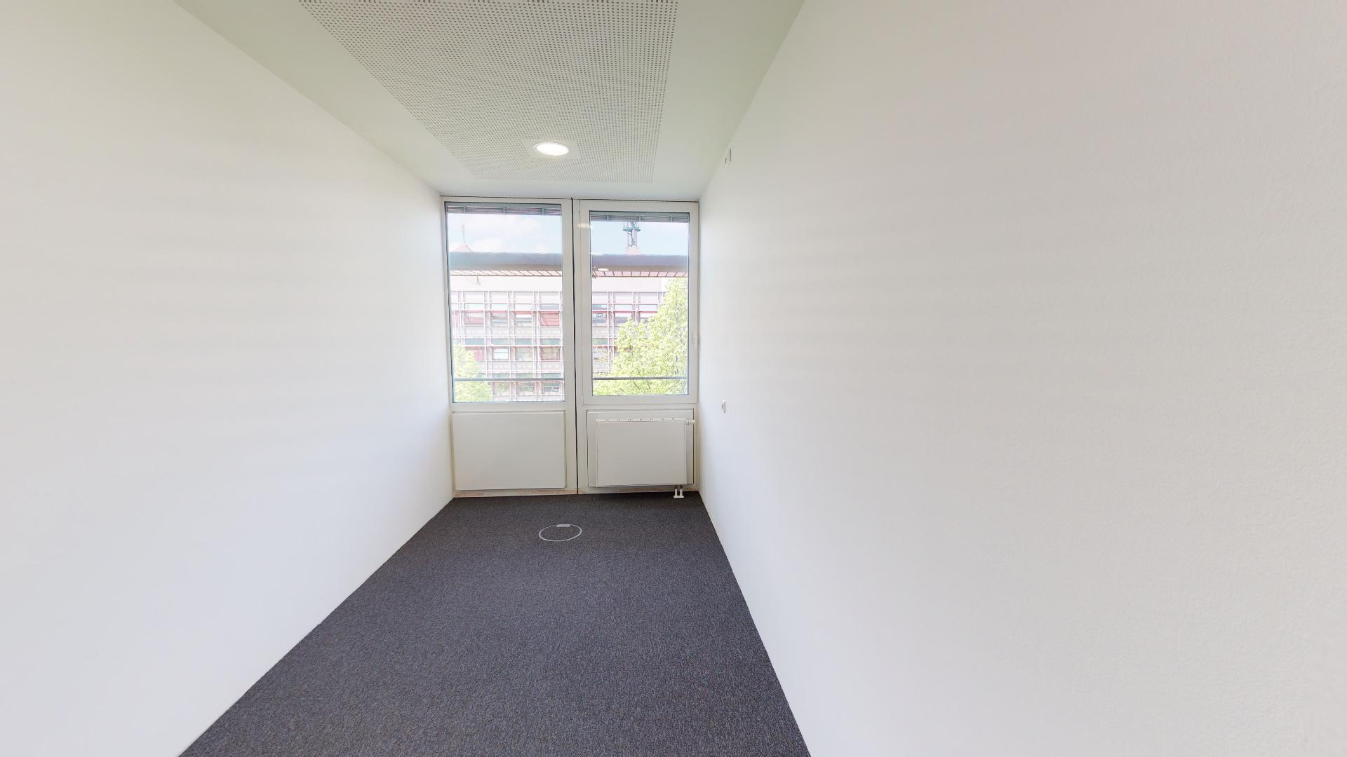 Rent office Valentin-Linhof-Straße 10 — photo 12