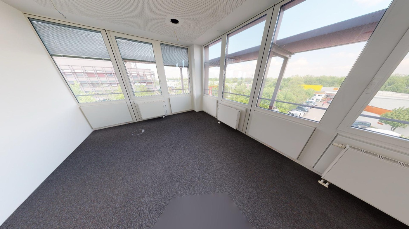 Rent office Valentin-Linhof-Straße 10 — photo 13