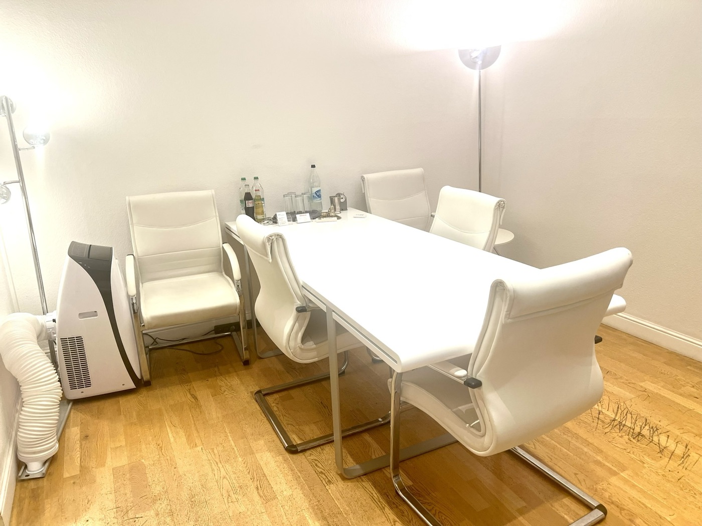 Business center Grillparzerstraße 46 Rent office Grillparzerstraße 46 — photo 1