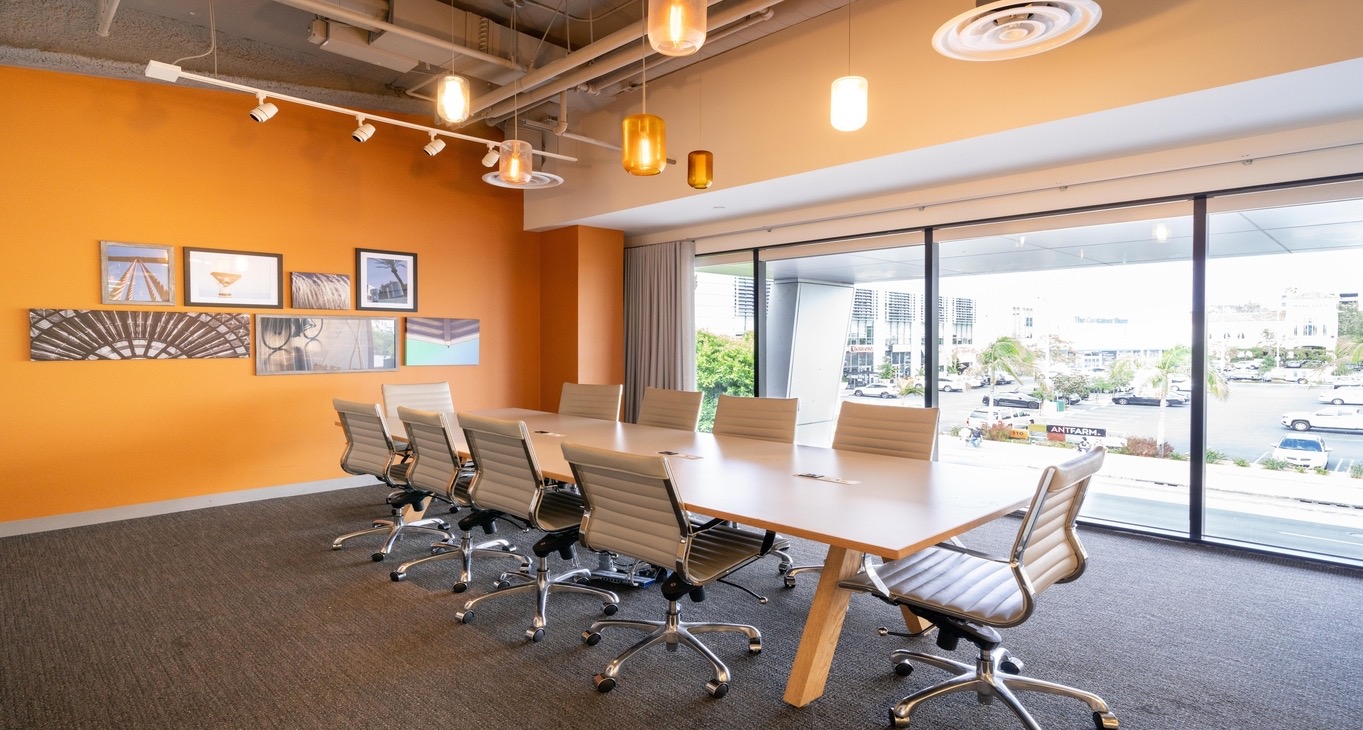 Centre d'affaires 145 South Fairfax Avenue Rent office 145 South Fairfax Avenue — photo 10