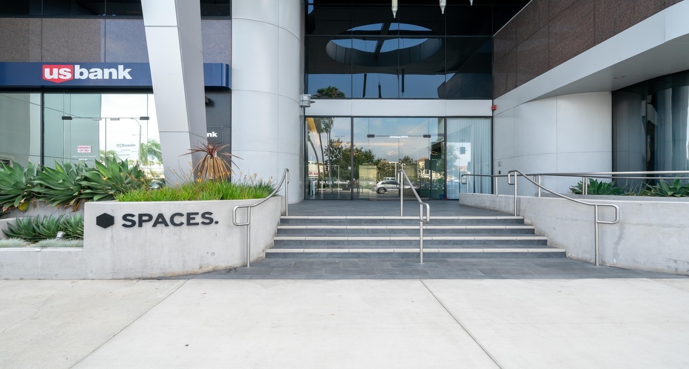 Centre d'affaires 145 South Fairfax Avenue Rent office 145 South Fairfax Avenue — photo 11