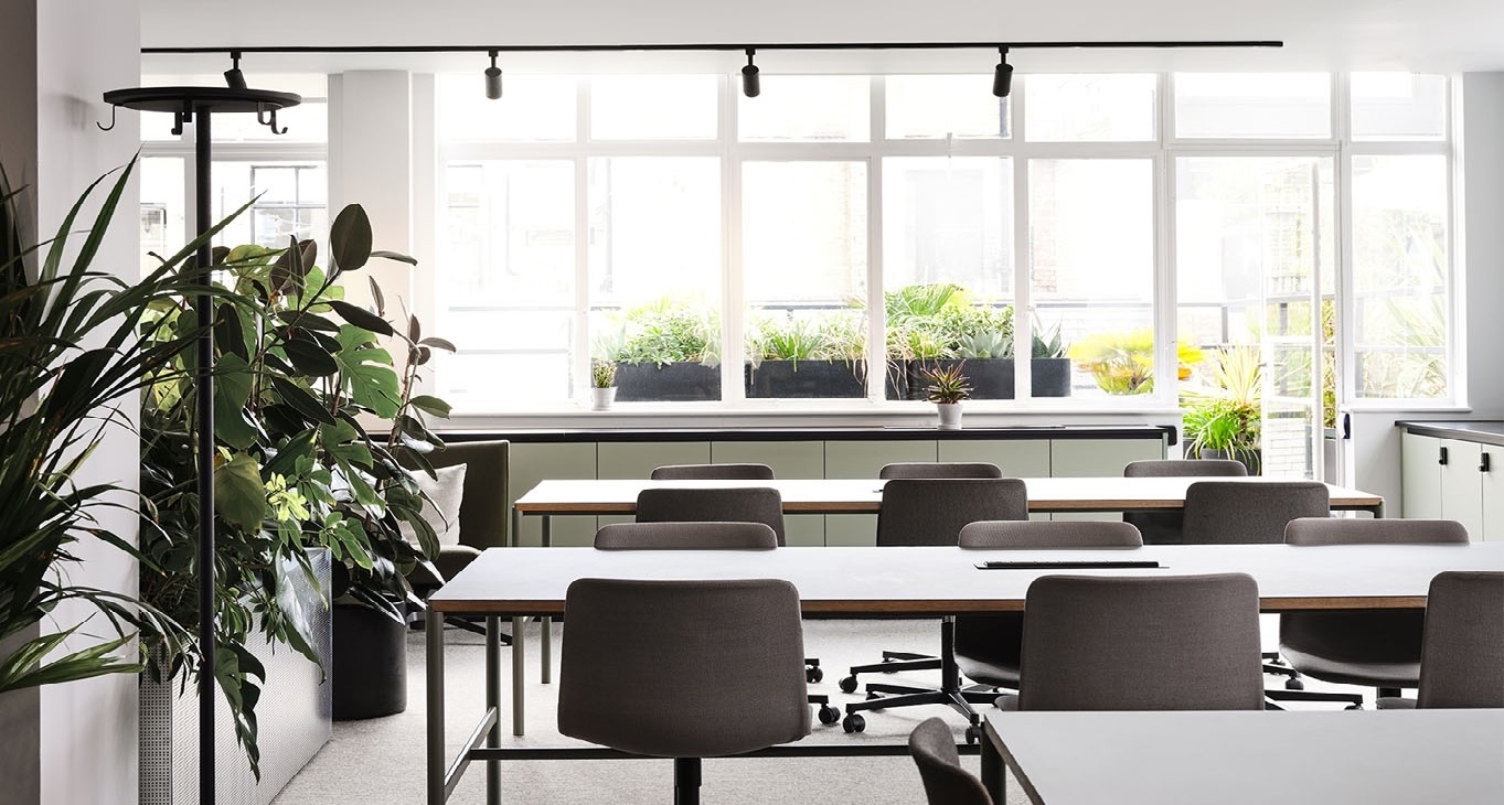 Rent office 151 Wardour Street — photo 12