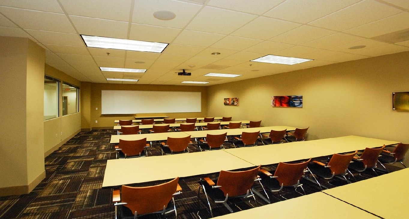 Rent office 15720 Brixham Hill Ave. Suite 300 — photo 15