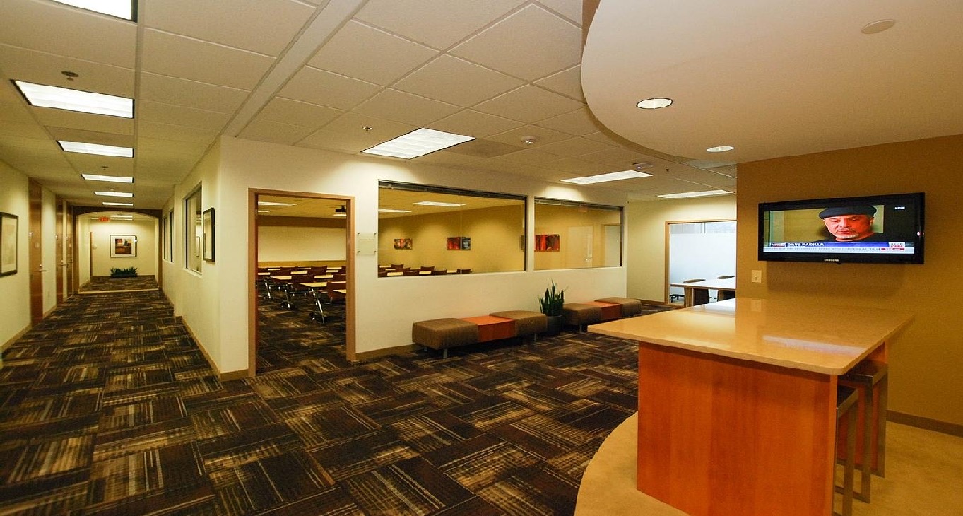 Rent office 15720 Brixham Hill Ave. Suite 300 — photo 5
