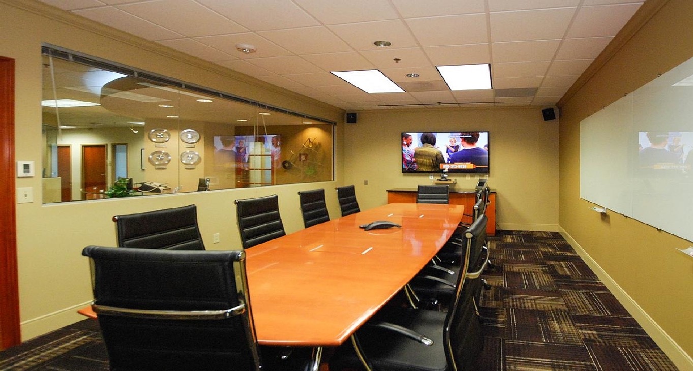 Rent office 15720 Brixham Hill Ave. Suite 300 — photo 1
