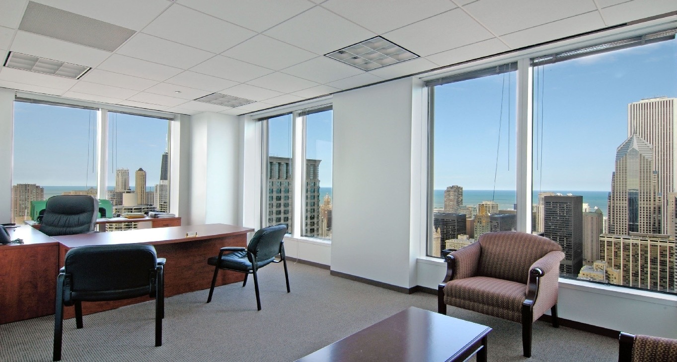 Rent office 161 North Clark St. — photo 8