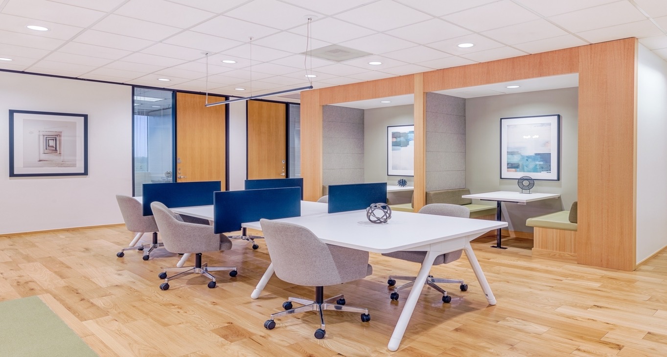 Rent office 16225 Park Ten Place — photo 1
