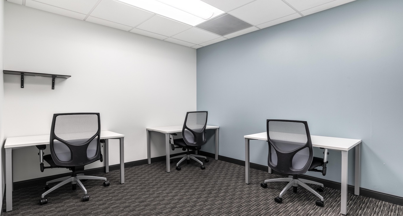 Rent office 16501 Ventura Boulevard — photo 6