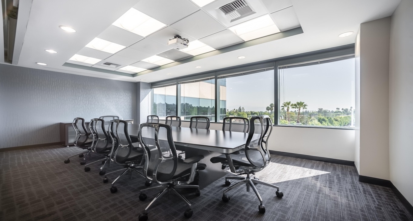Rent office 16501 Ventura Boulevard — photo 8