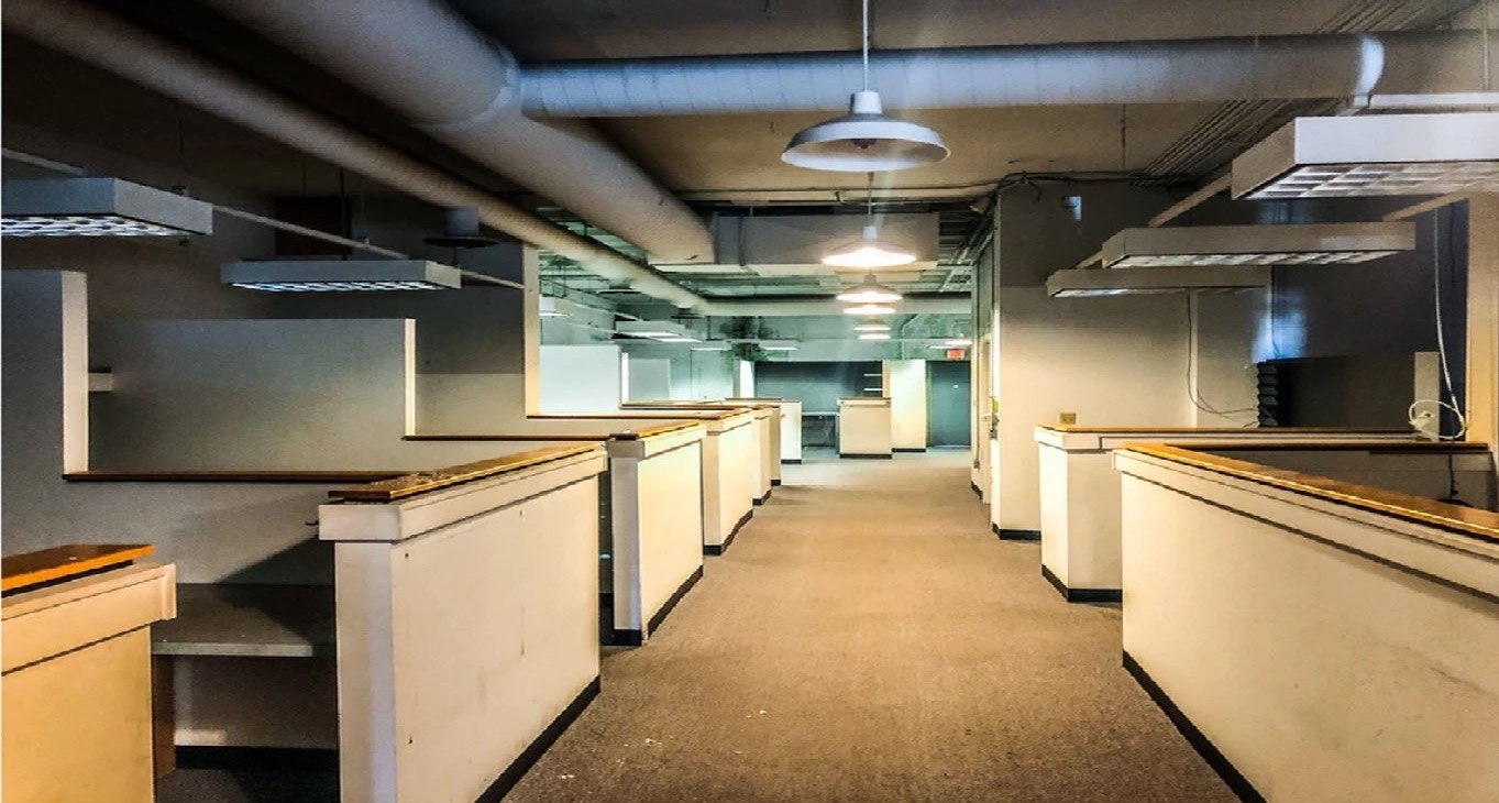 Rent office 165 N. Fifth St. — photo 26