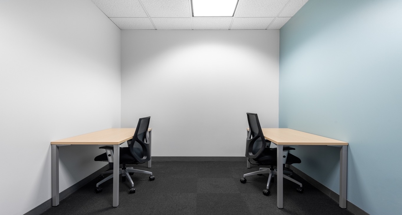 Rent office 16 Market Square — photo 2