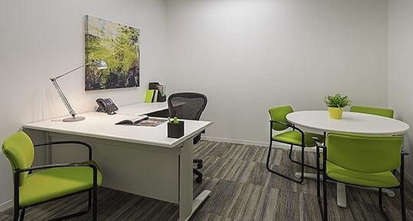 Rent office 1700 Post Oak Boulevard — photo 2