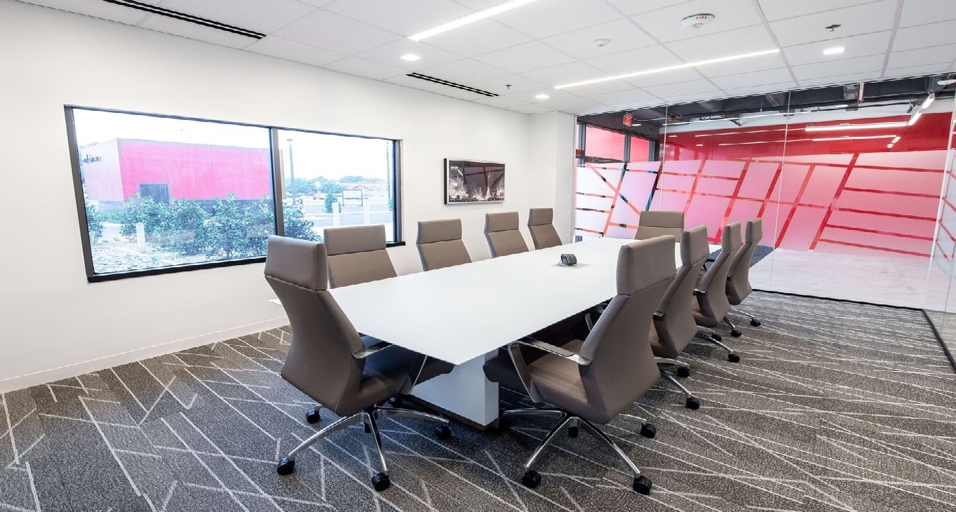 Rent office 17250 Dallas Parkway — photo 1