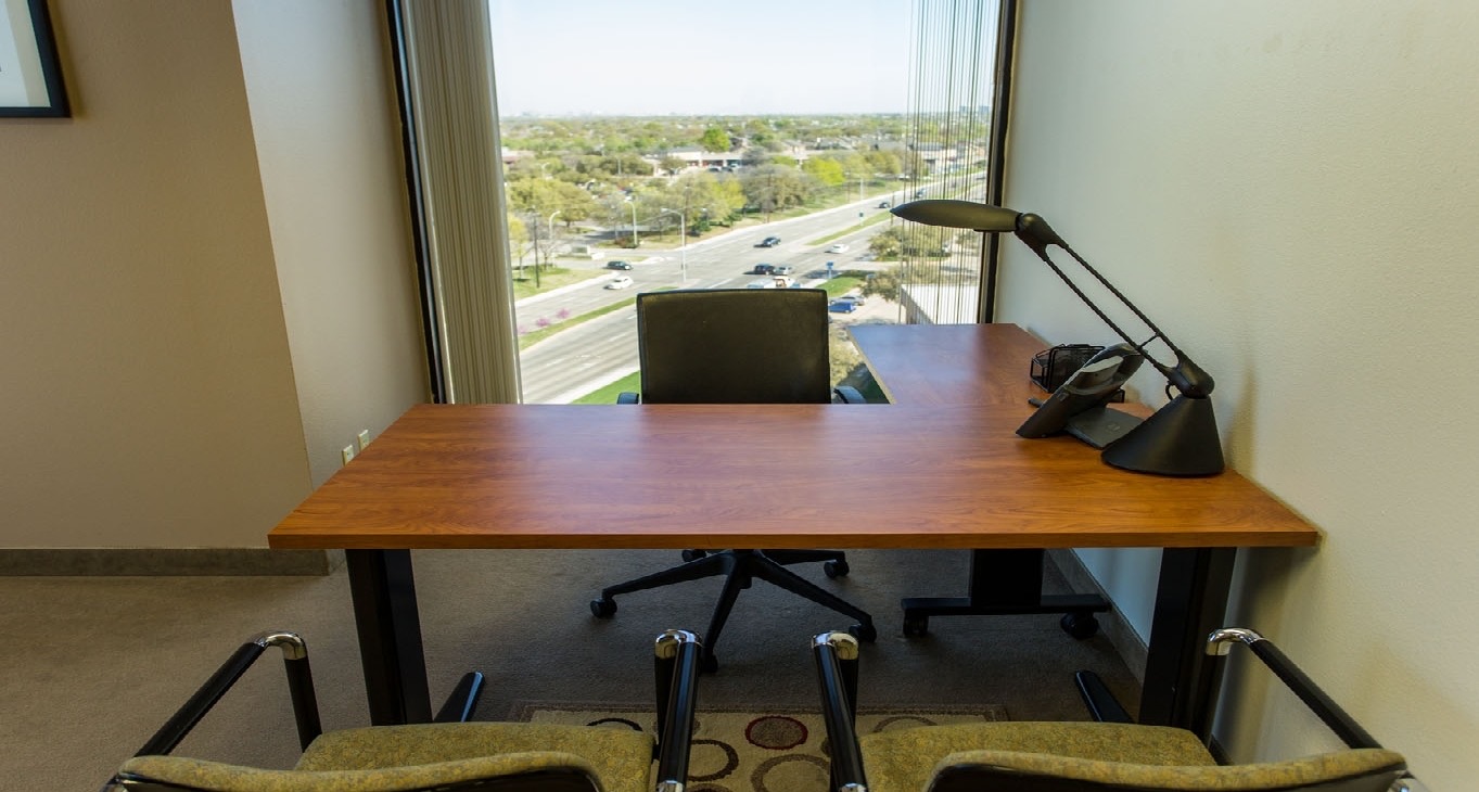 Rent office 17304 Preston Road — photo 7