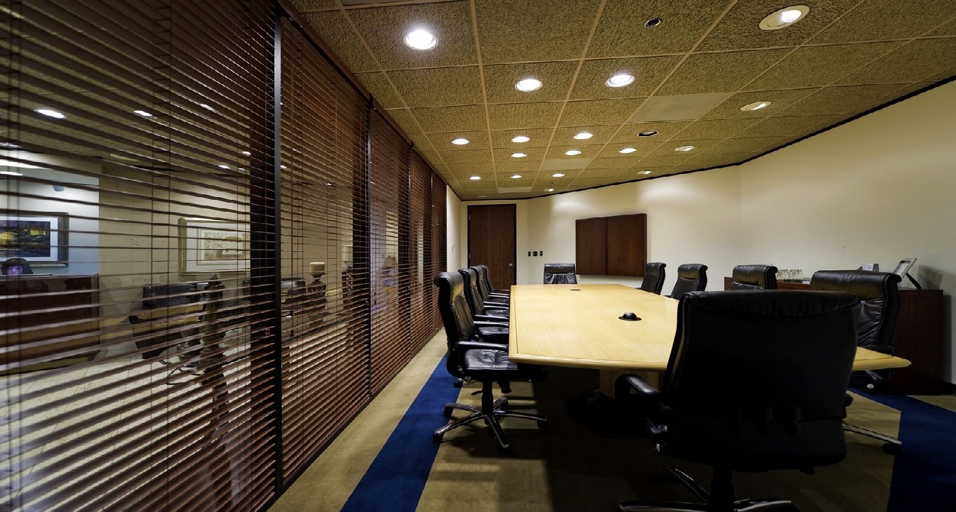 Rent office 17304 Preston Road — photo 1