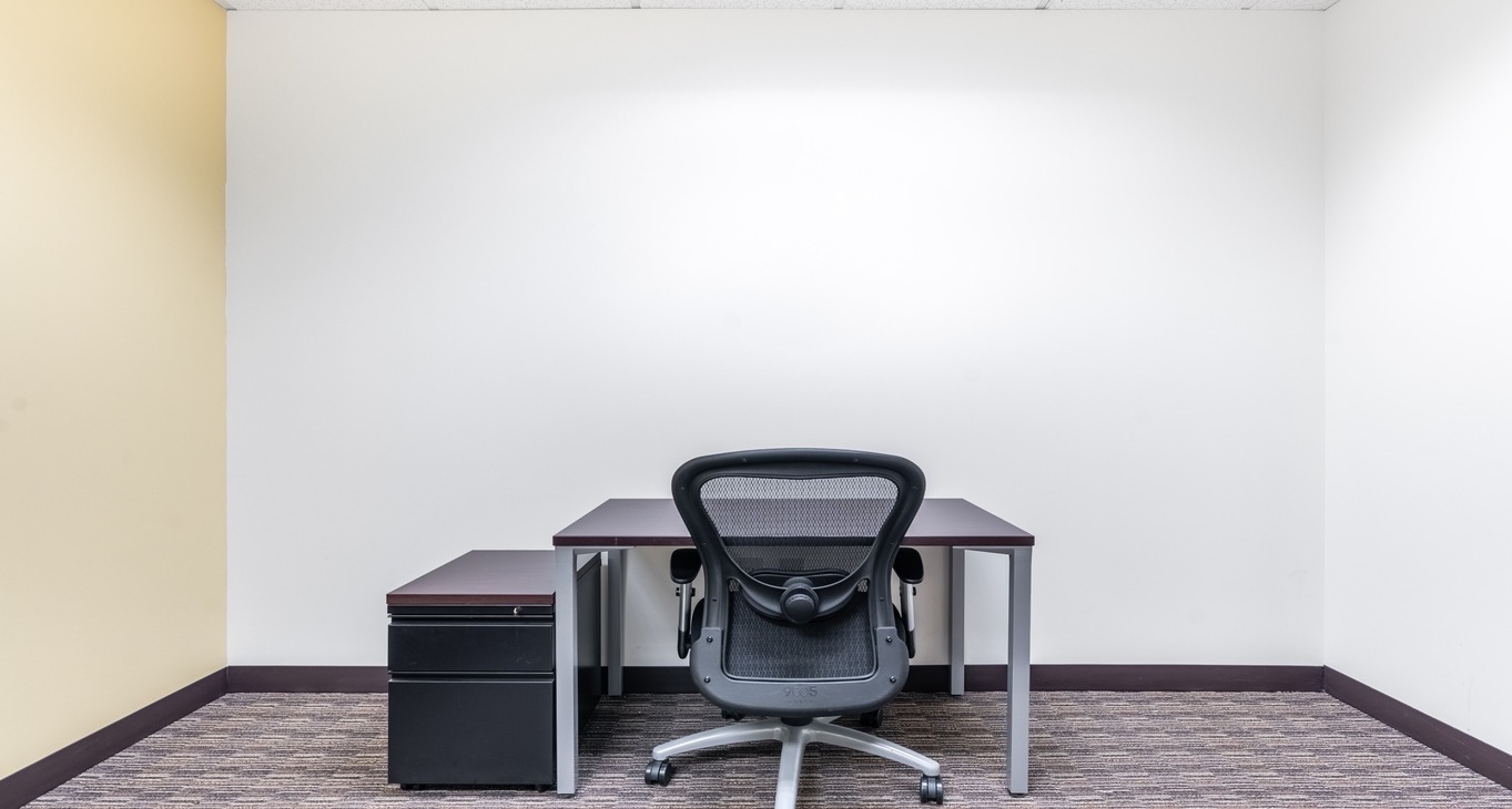 Rent office 18 Campus Boulevard — photo 3
