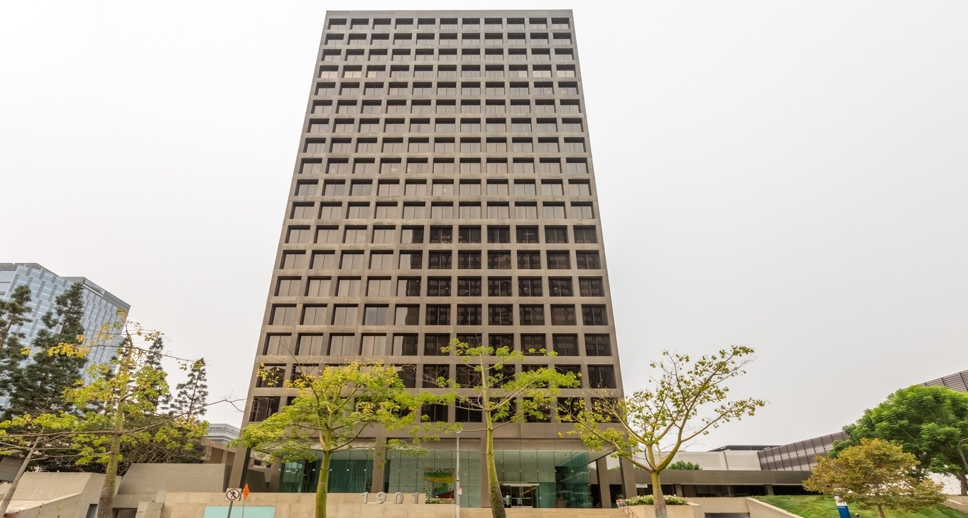 Rent office 1901 Avenue of the Stars — photo 8