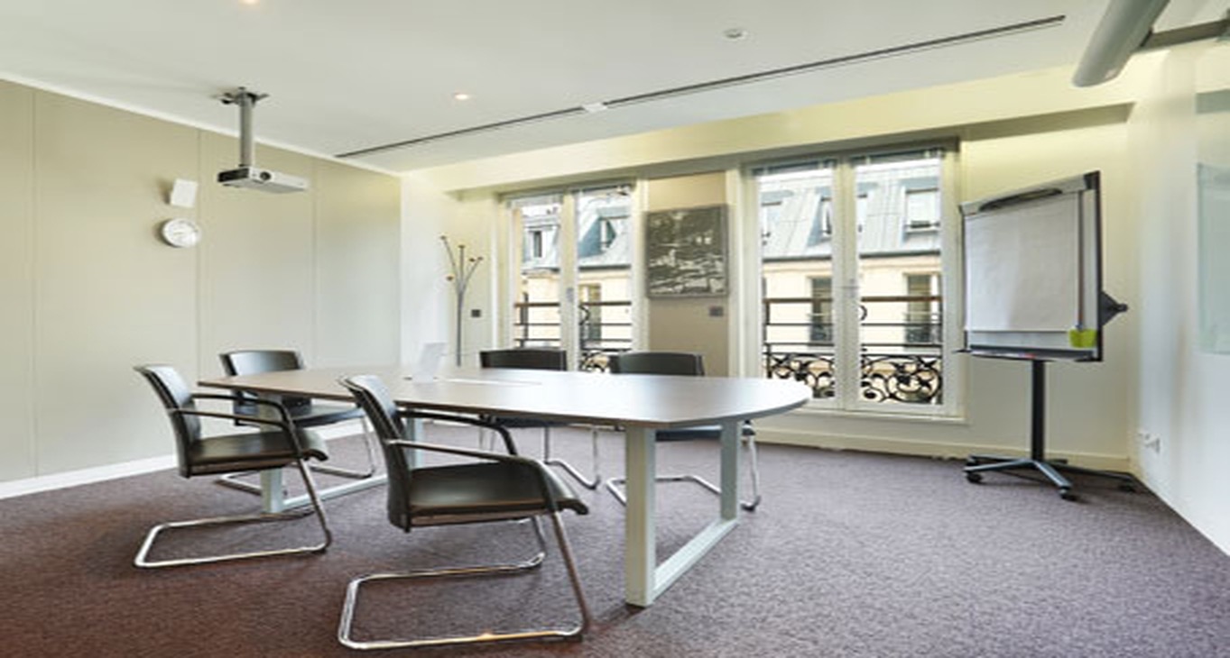 Rent office 19 Boulevard Malesherbes — photo 2