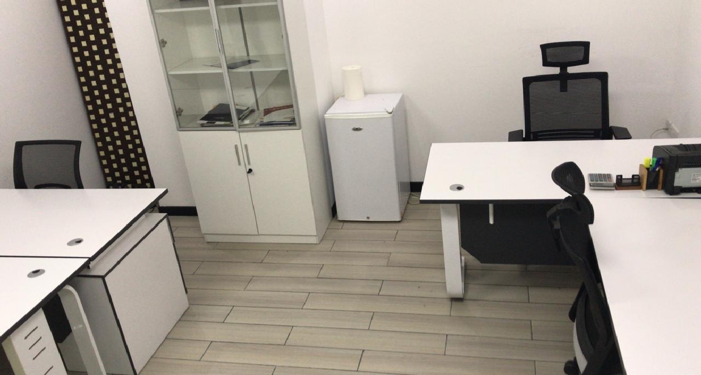 Rent office 1 B St, 5, Al Rigga Deira — photo 8