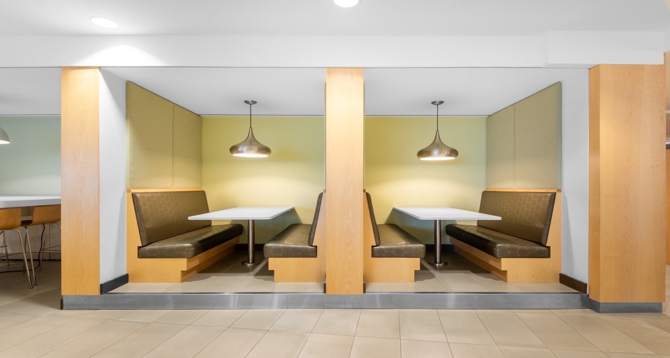 Rent office 200 Vesey Street — photo 2