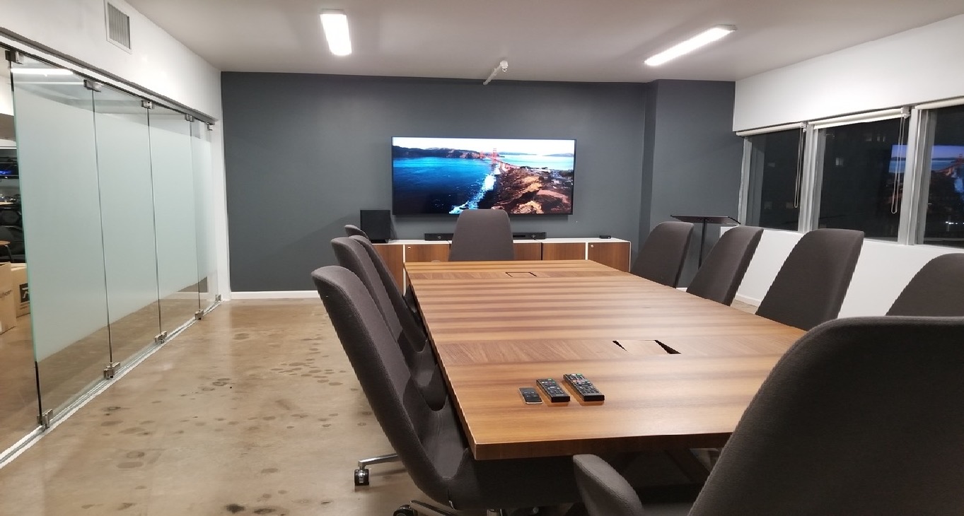 Rent office 211 N. Ervay St. — photo 3