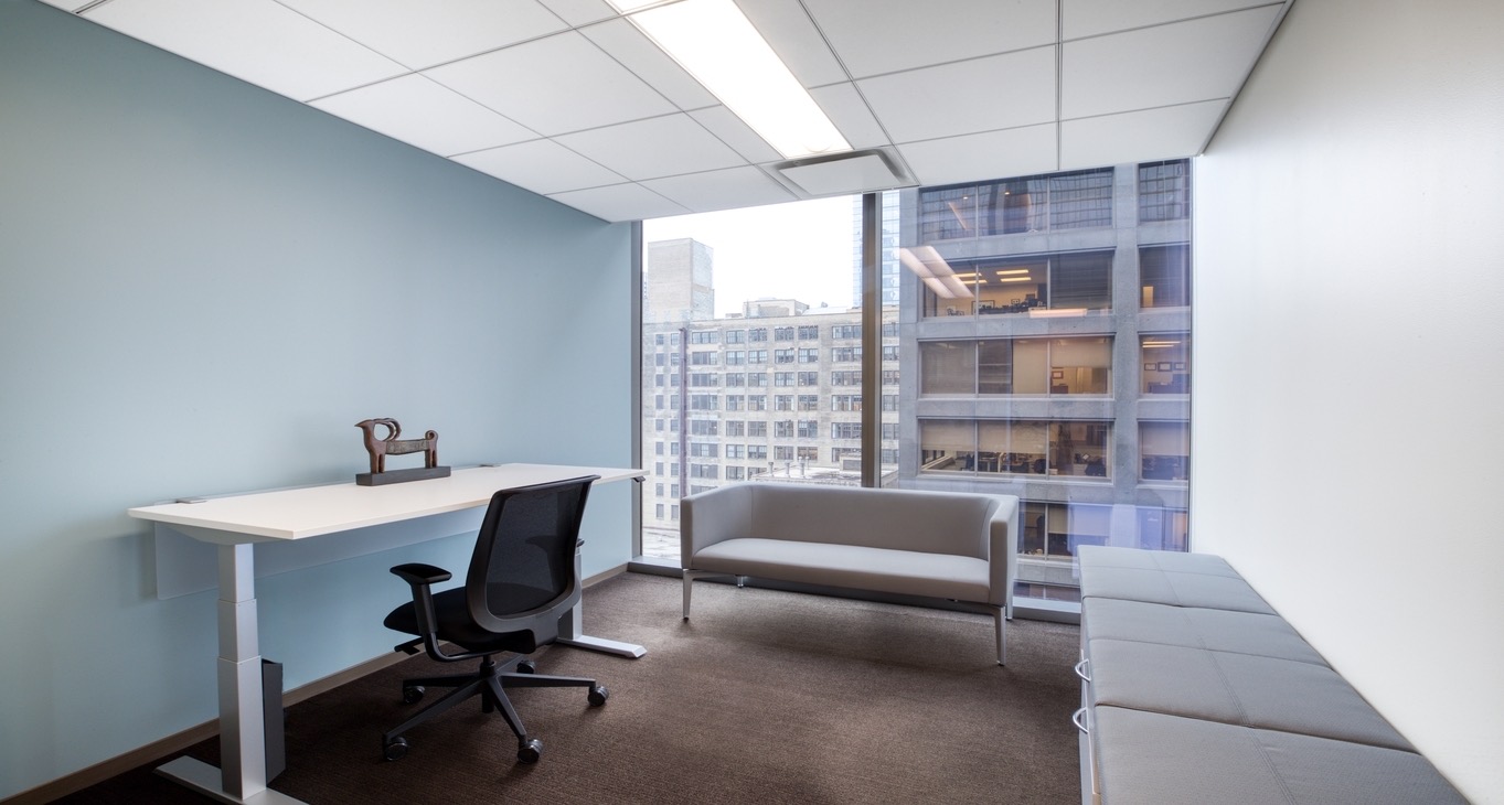 Rent office 22 West Washington — photo 3