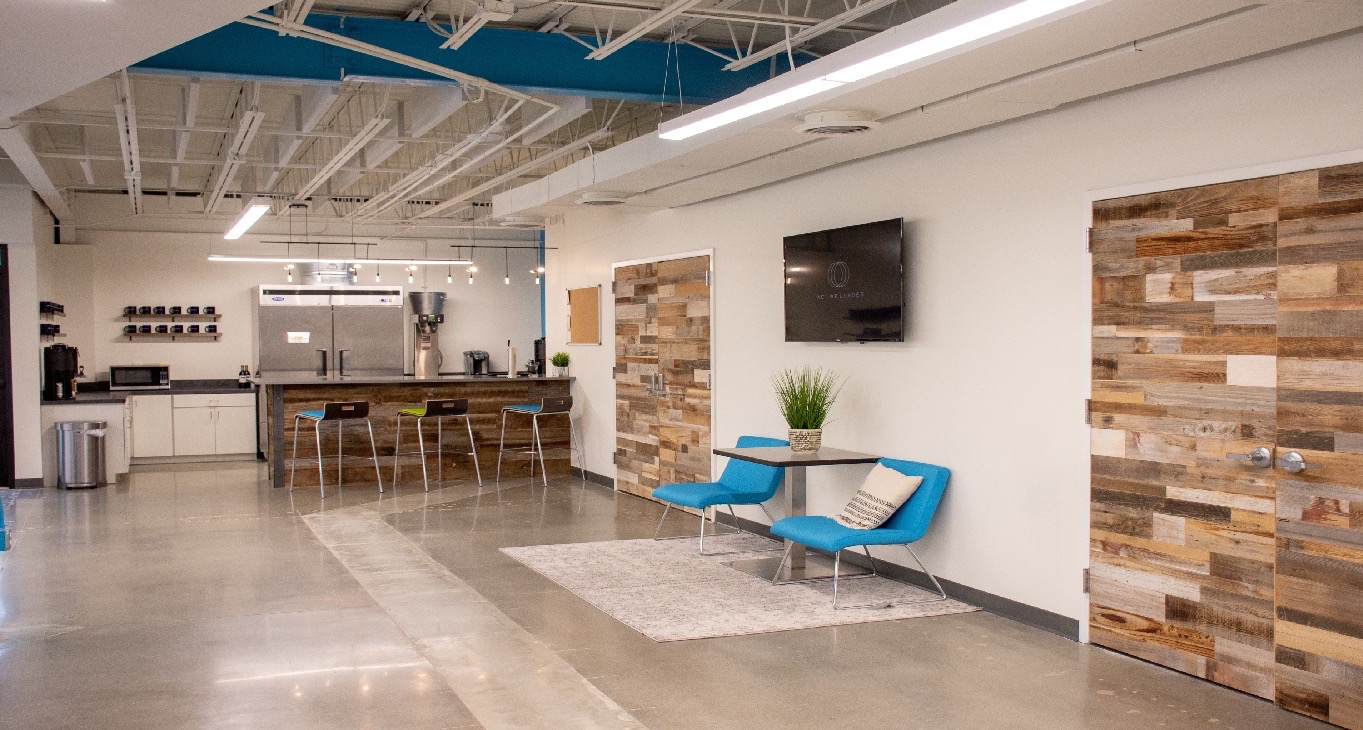 Rent office 2430 Herodian Way — photo 12
