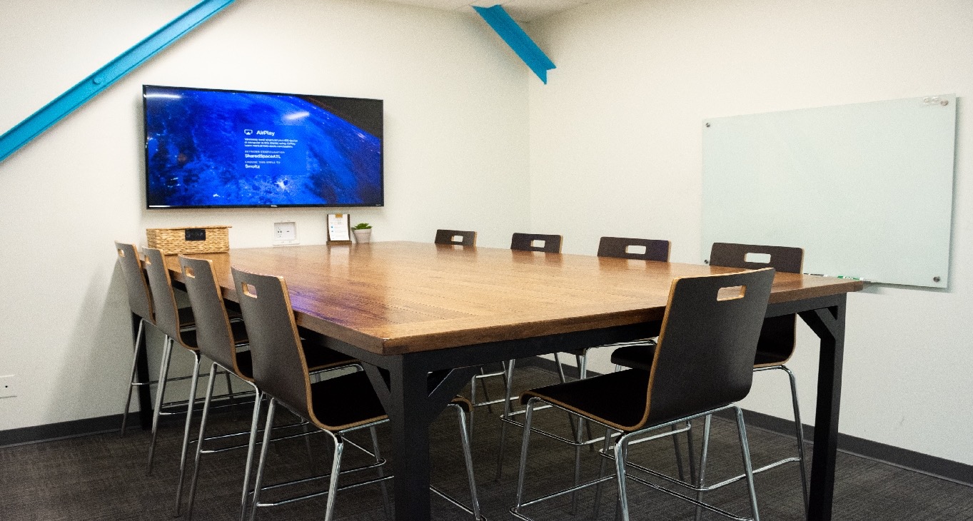Rent office 2430 Herodian Way — photo 11