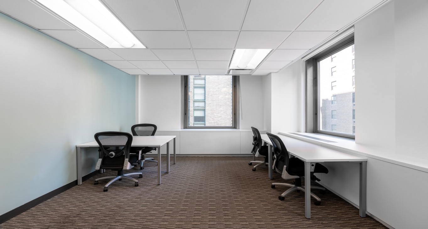 Rent office 250 Park Avenue — photo 1